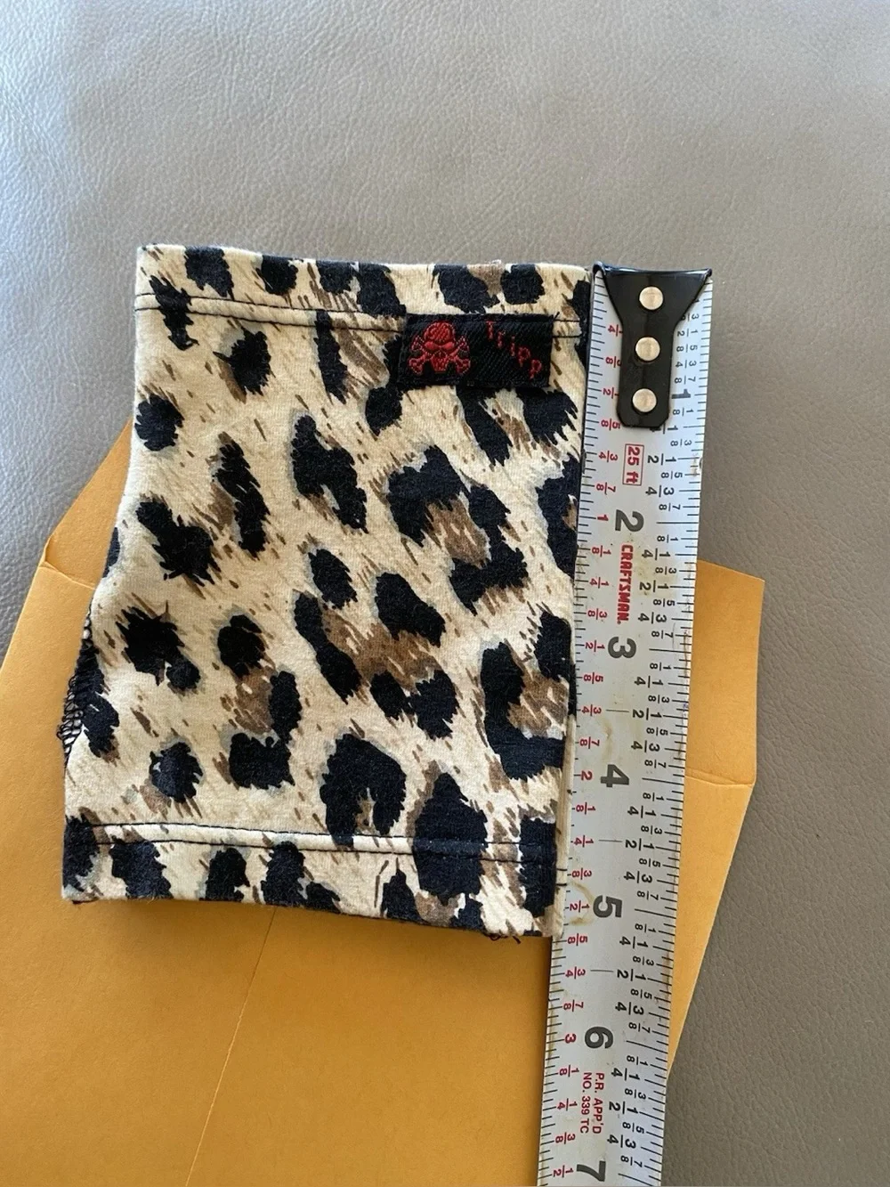 TRIPP NYC Leopard Gloves